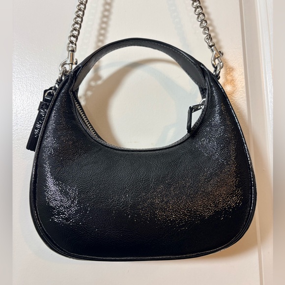 ✨ FLAWLESS Coach Carmen Mini Crossbody - Black Crinkle Patent Leather (CW036) - Picture 7 of 13